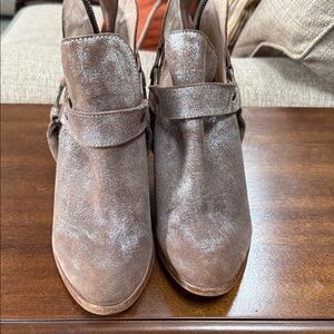 Seychelles Taupe Suede Ankle Booties